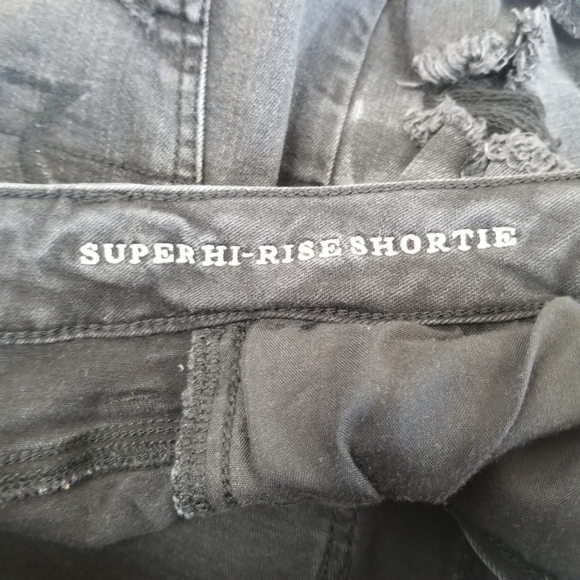 American Eagle Super Hi Rise Shortie Denim Shorts Black Destructed 6 - Picture 5 of 5